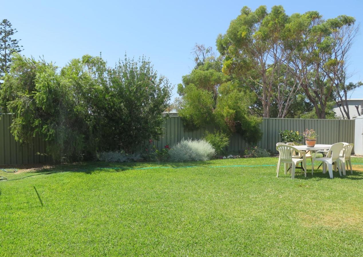 Jurien Beachfront Holiday Units Villa Jurien Bay Buitenkant foto